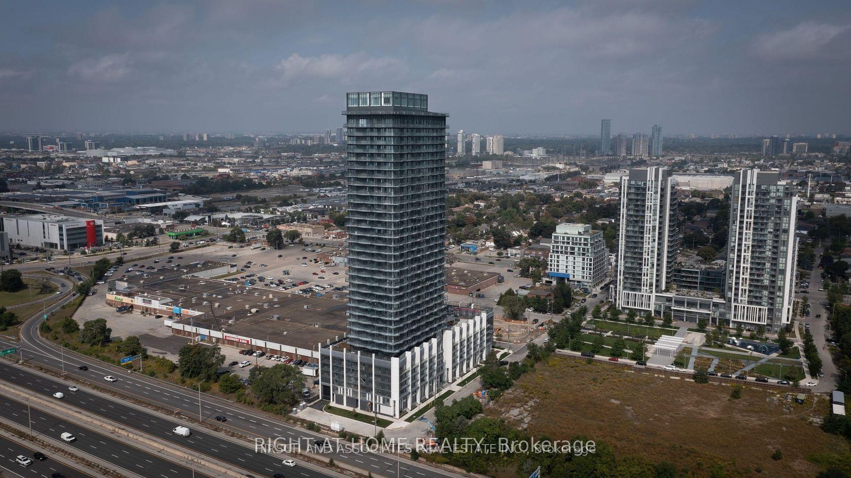 1111 - 36 Zorra Street, City Centre West, Toronto photo number 2