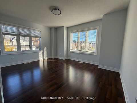 Photo 11 at 16 Jericho Avenue, Keswick South, Georgina