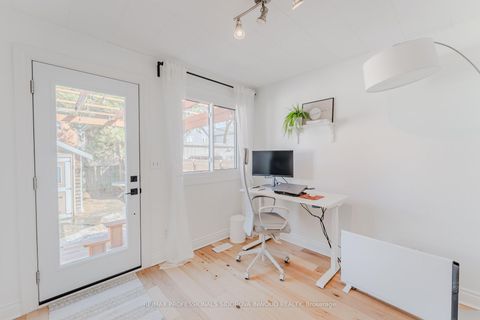 Photo 13 at 477 Jane Street, Bloor West Village, Toronto