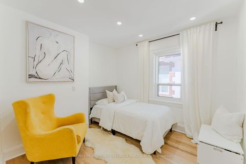 Photo 22 at 477 Jane Street, Bloor West Village, Toronto