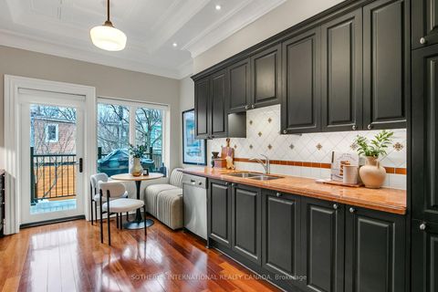 Photo 15 at 389 Carlton Street, South St. James Town, Toronto