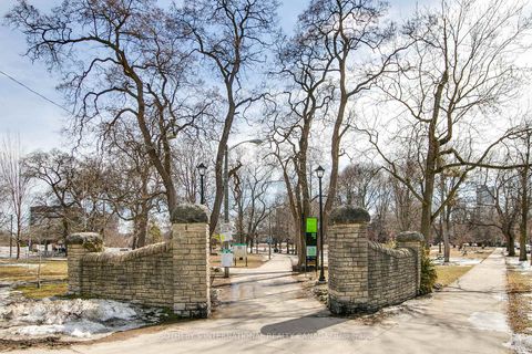 Photo 36 at 389 Carlton Street, South St. James Town, Toronto