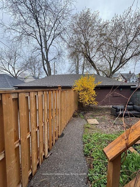 Photo 21 at 89 Ellsworth Avenue, Wychwood, Toronto