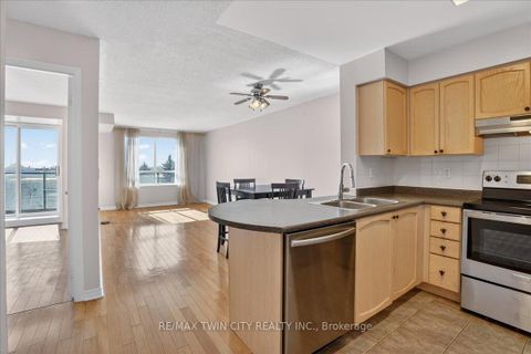 Photo 8 at 409 - 23 Oneida Crescent, Langstaff, Richmond Hill