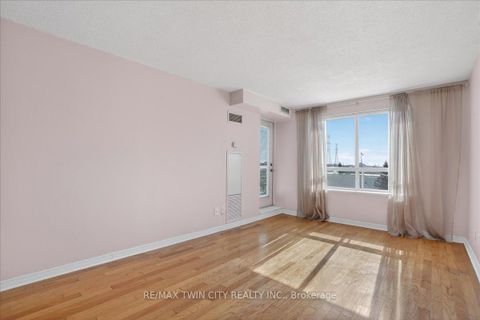 Photo 16 at 409 - 23 Oneida Crescent, Langstaff, Richmond Hill