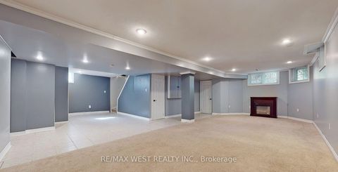 Photo 21 at 56 Livia Herman Way N, East Bayfield, Barrie