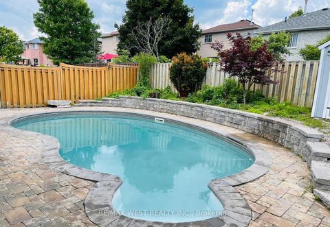 Photo 29 at 56 Livia Herman Way N, East Bayfield, Barrie