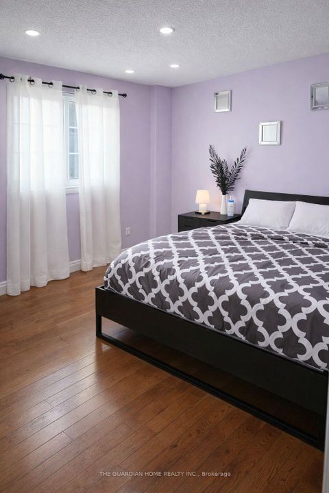 Photo 8 at 65 Morningview Trail, Rouge E11, Toronto