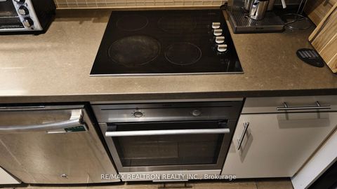 Photo 10 at 301 - 399 Spring Garden Avenue, Willowdale East, Toronto