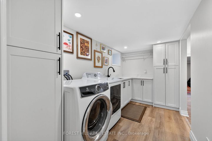 Photo 22 at 210 Kendal Avenue, O'Neill, Oshawa