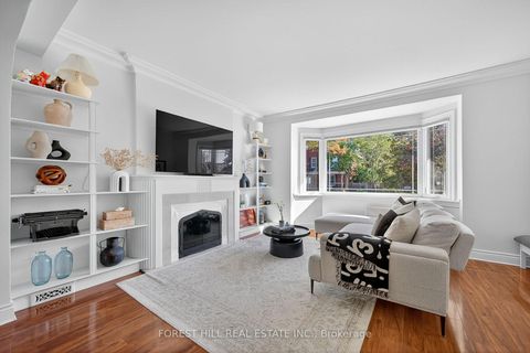 Photo 4 at 210 Kendal Avenue, O'Neill, Oshawa