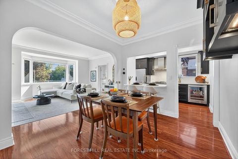 Photo 6 at 210 Kendal Avenue, O'Neill, Oshawa