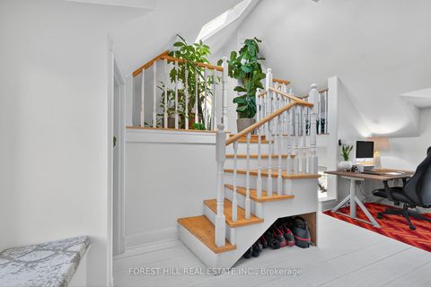 Photo 15 at 210 Kendal Avenue, O'Neill, Oshawa