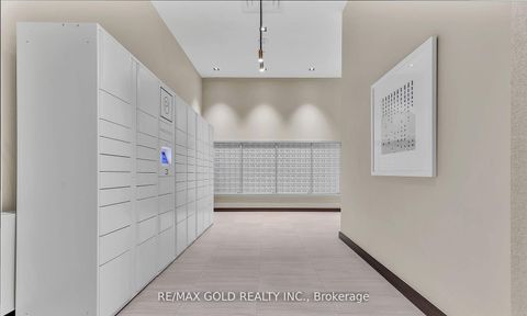 Photo 2 at 1116 - 60 Honeycrisp Crescent, Vaughan Corporate Centre, Vaughan