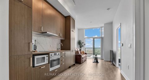 Photo 3 at 1116 - 60 Honeycrisp Crescent, Vaughan Corporate Centre, Vaughan