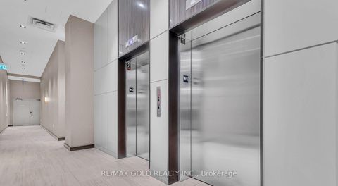 Photo 8 at 1116 - 60 Honeycrisp Crescent, Vaughan Corporate Centre, Vaughan