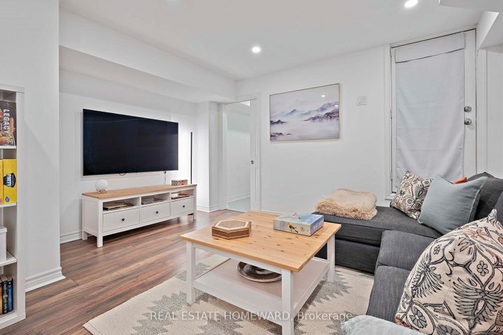 Photo 21 at 142 Bellwoods Avenue, Bellwoods, Toronto