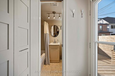 Photo 18 at 142 Bellwoods Avenue, Bellwoods, Toronto