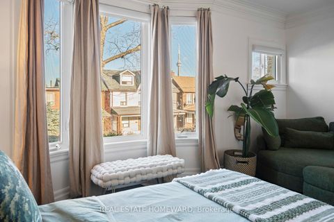 Photo 38 at 142 Bellwoods Avenue, Bellwoods, Toronto