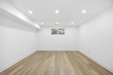 Photo 32 at 55 Cocksfield Avenue, Bathurst Manor, Toronto