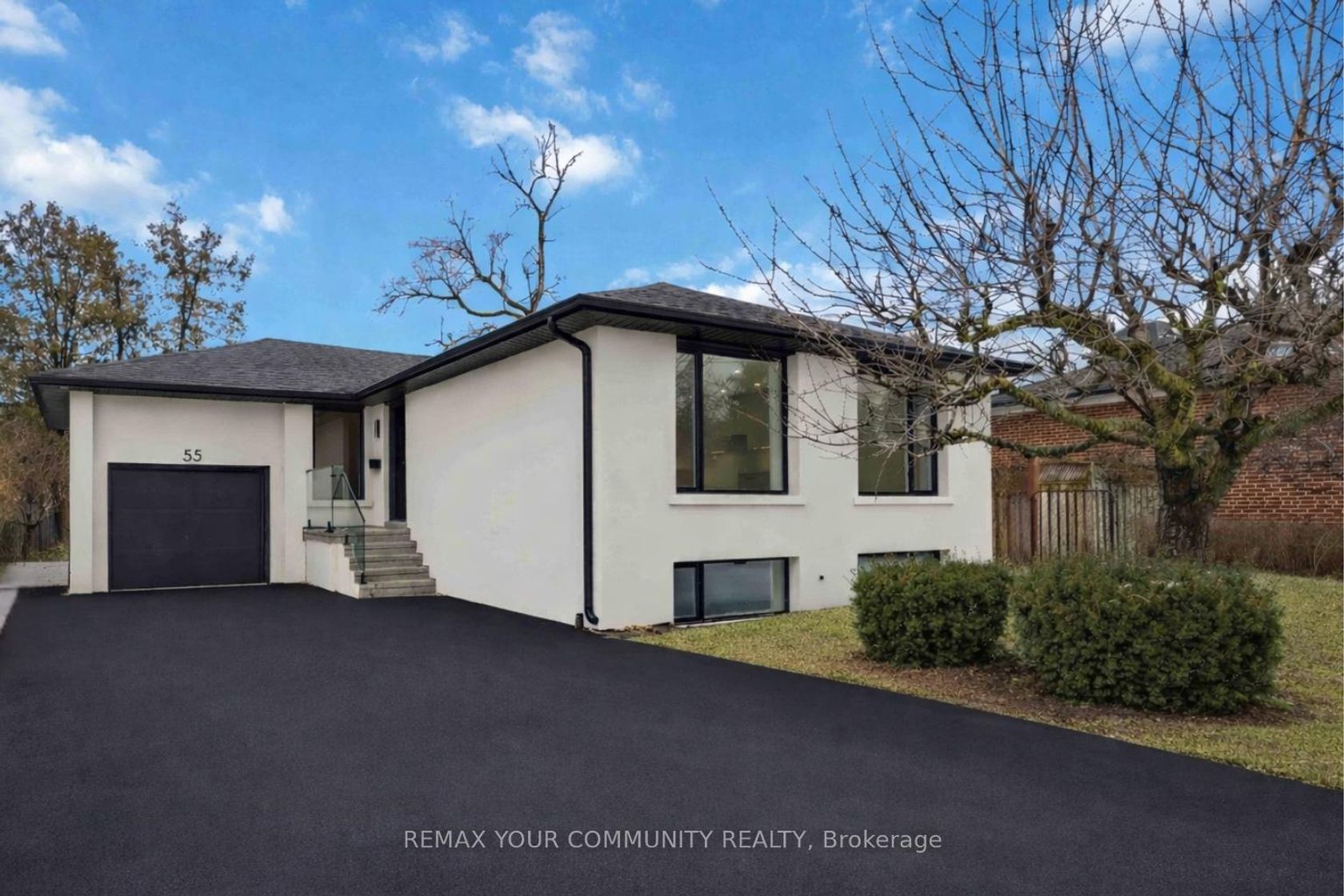 55 Cocksfield Avenue, Bathurst Manor, Toronto by Loree Meneguzzi Real Estate 55 Cocksfield Avenue, Bathurst Manor, Toronto