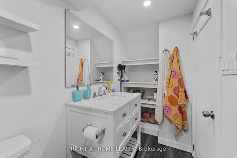 Photo 34 at 19 Dunsany Crescent, Richview, Toronto