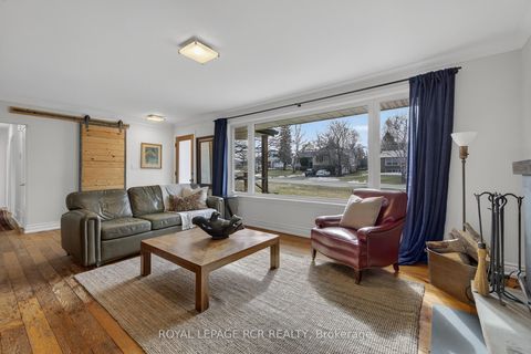 Photo 12 at 22 Rice Drive, Schomberg, King