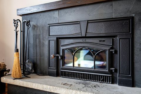 Photo 14 at 22 Rice Drive, Schomberg, King