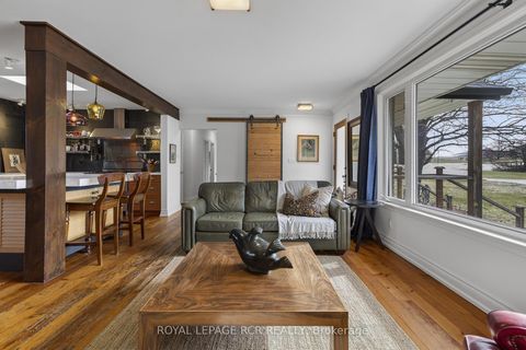 Photo 16 at 22 Rice Drive, Schomberg, King