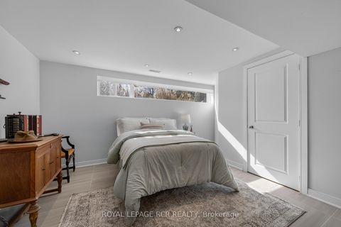 Photo 35 at 22 Rice Drive, Schomberg, King