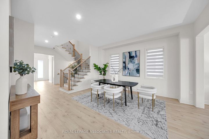 Photo 11 at 2215 Beckman Crescent, Kedron, Oshawa