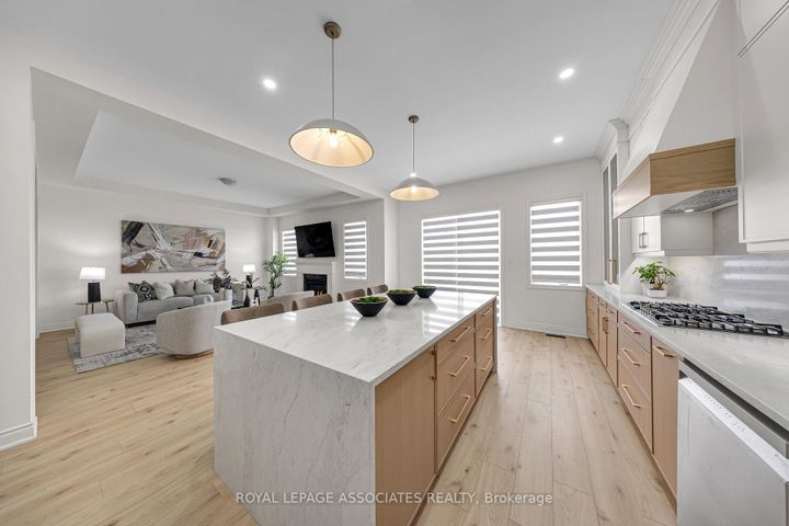 Photo 17 at 2215 Beckman Crescent, Kedron, Oshawa