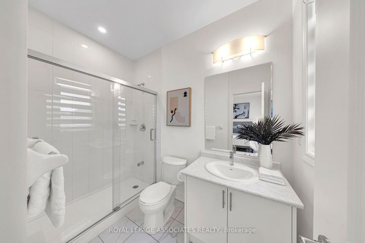 Photo 23 at 2215 Beckman Crescent, Kedron, Oshawa