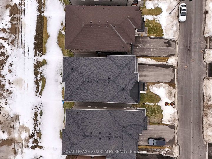 Photo 41 at 2215 Beckman Crescent, Kedron, Oshawa