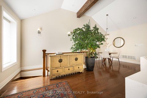 Photo 5 at 122 Robinson Street, Bellwoods, Toronto