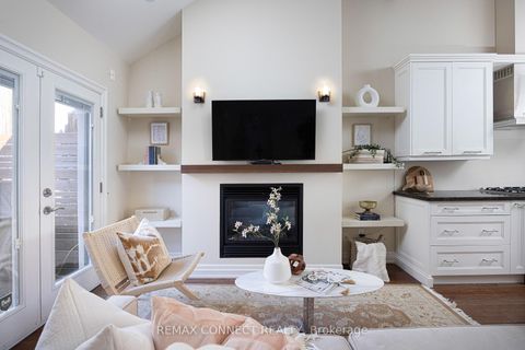 Photo 7 at 122 Robinson Street, Bellwoods, Toronto