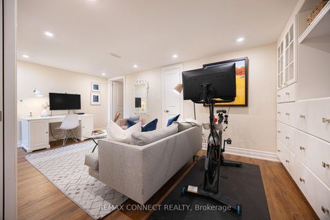 Photo 28 at 122 Robinson Street, Bellwoods, Toronto