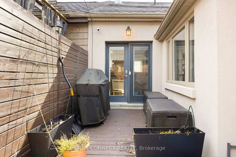 Photo 34 at 122 Robinson Street, Bellwoods, Toronto