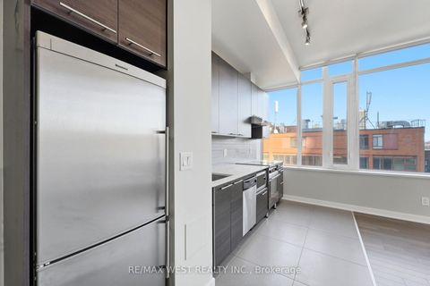 Photo 13 at 510 - 3 Market Street, Waterfront Communities C8, Toronto
