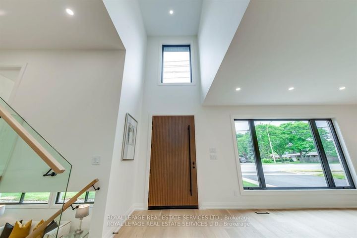 Photo 10 at 559 Walkers Line, Shoreacres, Burlington