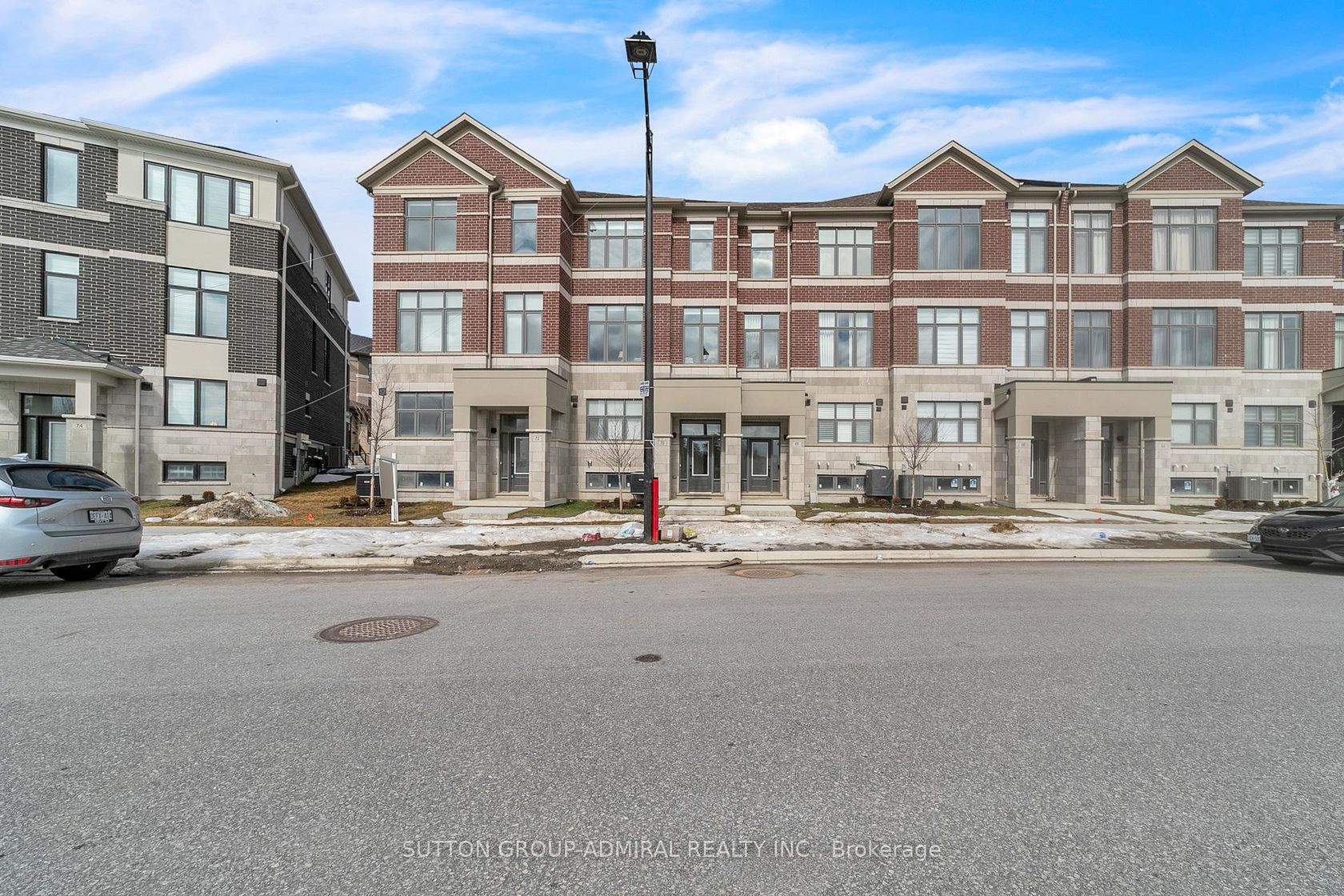 70 Lunay Drive, Rural Richmond Hill, Richmond Hill photo number 2