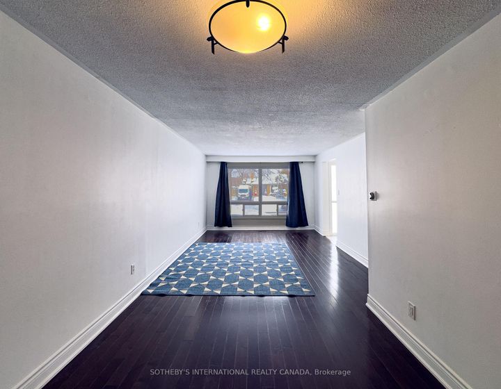Photo 9 at 3240 Trisha Downs, Mississauga Valleys, Mississauga