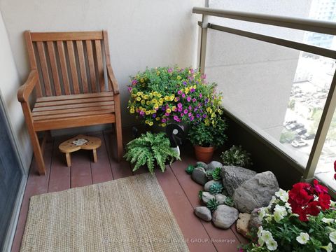 Photo 17 at #1711 - 256 Doris Avenue, Willowdale East, Toronto