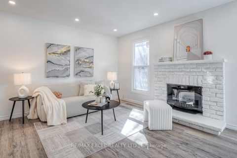 Photo 6 at 34 Whistling Hills Drive, Milliken, Toronto