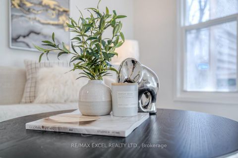 Photo 10 at 34 Whistling Hills Drive, Milliken, Toronto