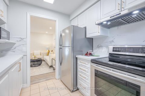 Photo 13 at 34 Whistling Hills Drive, Milliken, Toronto