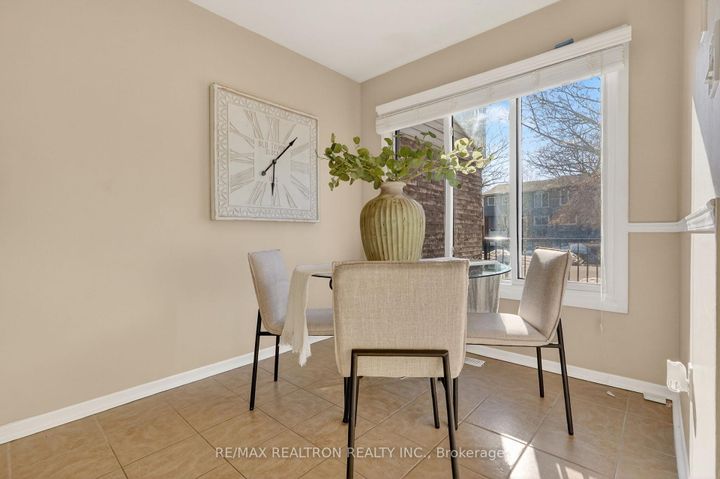 Photo 5 at 1787 Listowell Crescent, Liverpool, Pickering