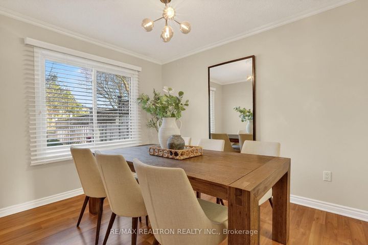 Photo 11 at 1787 Listowell Crescent, Liverpool, Pickering