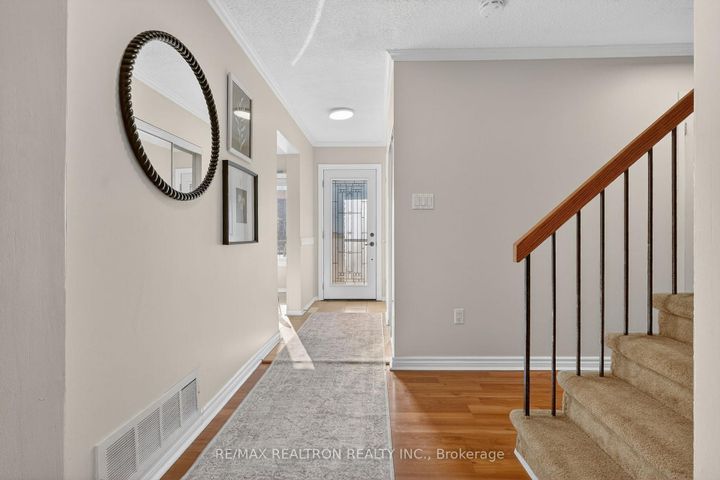 Photo 17 at 1787 Listowell Crescent, Liverpool, Pickering