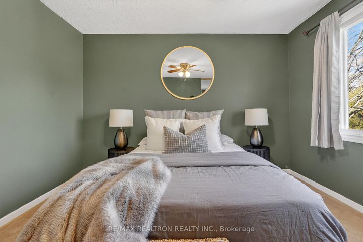 Photo 29 at 1787 Listowell Crescent, Liverpool, Pickering